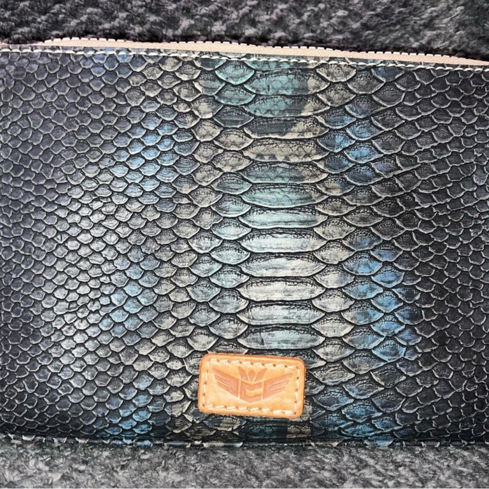 Consuela Purse - Picture 12 of 12